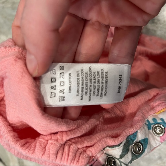 Tommy Bahama bubble romper - Picture 5 of 5